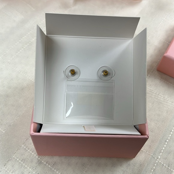 Kate Spade Boxed Bourgeois Bow Pink Studs - Picture 7 of 7